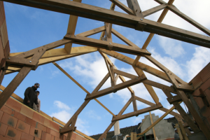 Charpente traditionnelle en bois réalisée par CRFC